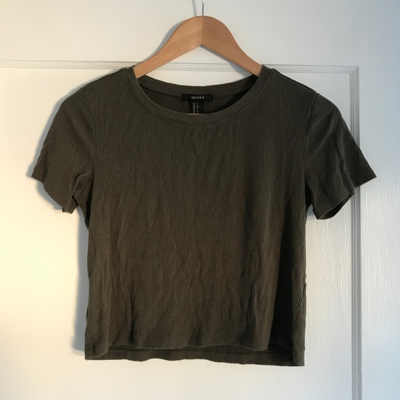 Forever 21 Tops - Forever 21 Army Green Ribbed Stretch Baby Tee Sz S